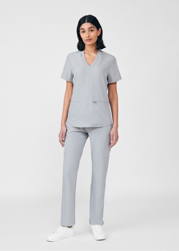 LANDAU FORWARD WOMEN'S 3-POCKET V-NECK TOP AND STRAIGHT-LEG CARGO PANT SCRUB SET